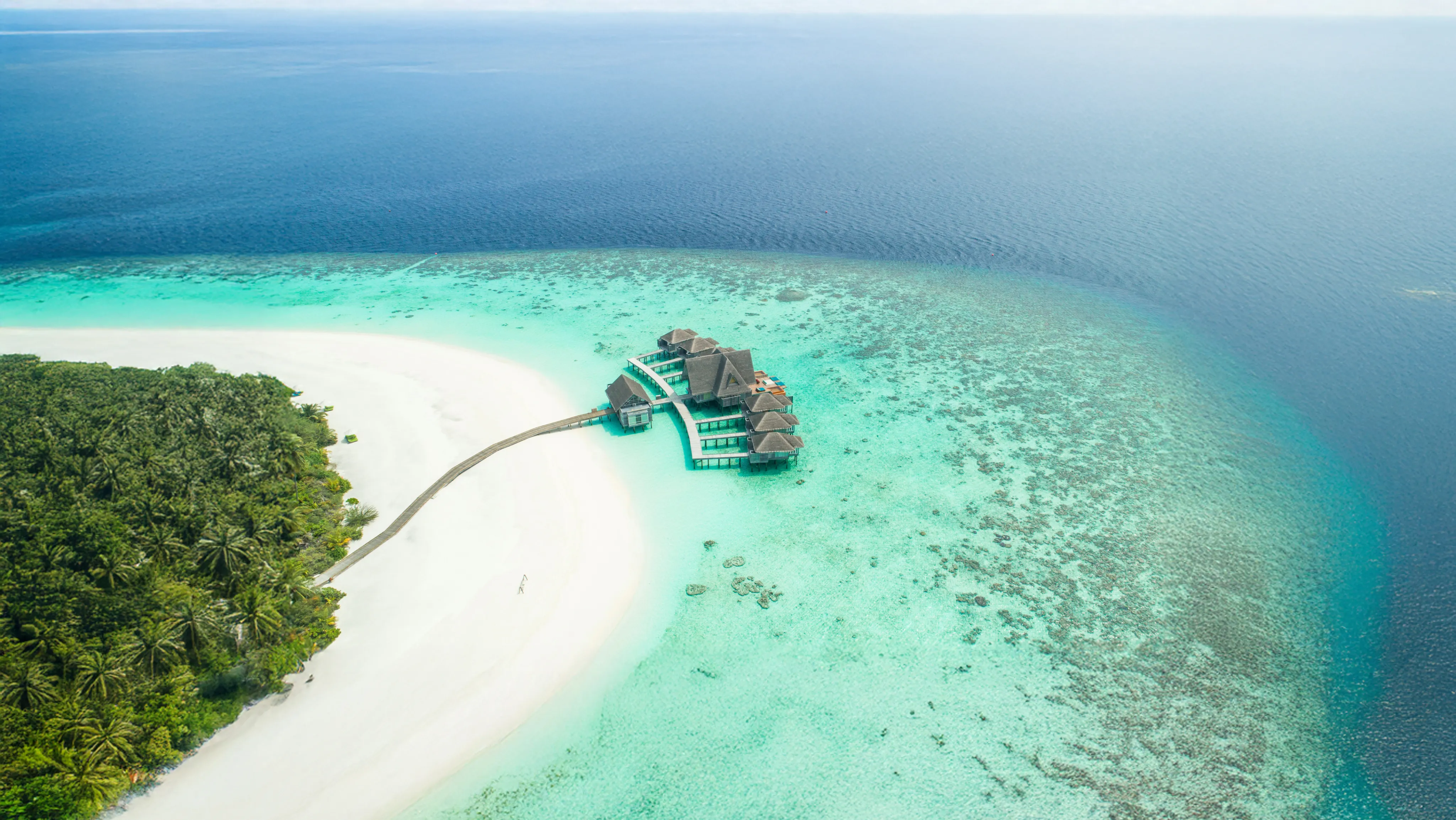 Dhighali Maldives Resort